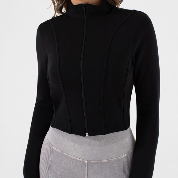 NUX Lili Sleek Fabric Jacket - Picture 1 of 4